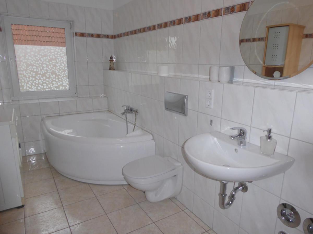 App. Weisses Haus Apartment Hohen Neuendorf Exterior photo